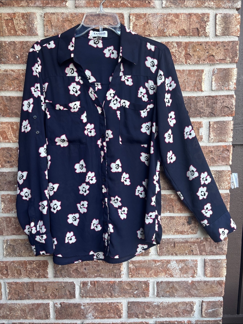 Express the portofino Navy Floral Button-Down Blouse